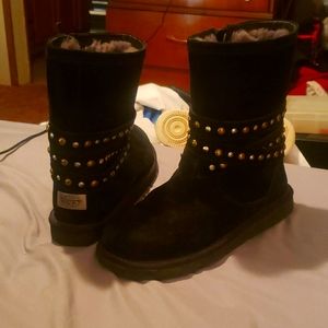 Uggs size 9